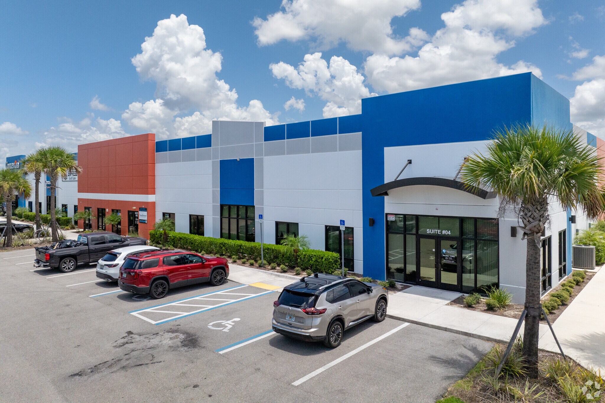 16200 Parallel, Fort Myers, FL à louer Photo principale- Image 1 de 7