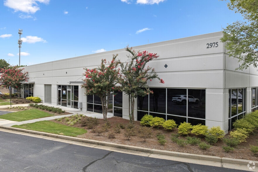 2975 Breckinridge Blvd, Duluth, GA for lease - Building Photo - Image 1 of 20