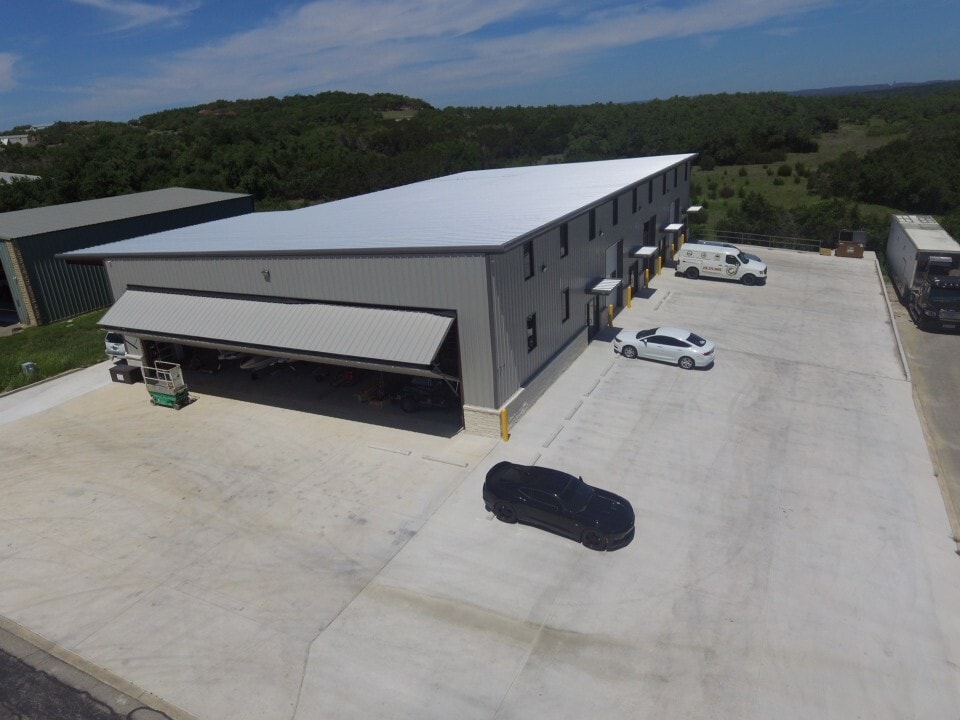 171 Kestrel Dr, Spring Branch, TX for lease Interior Photo- Image 1 of 7