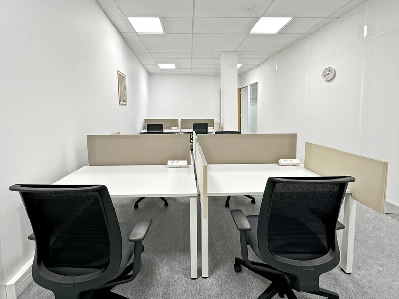 Bureau dans Grenoble à louer - Photo intérieure - Image 1 de 10