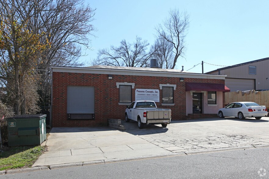 3133 May St, Charlotte, NC à louer - Photo du bâtiment - Image 3 de 10