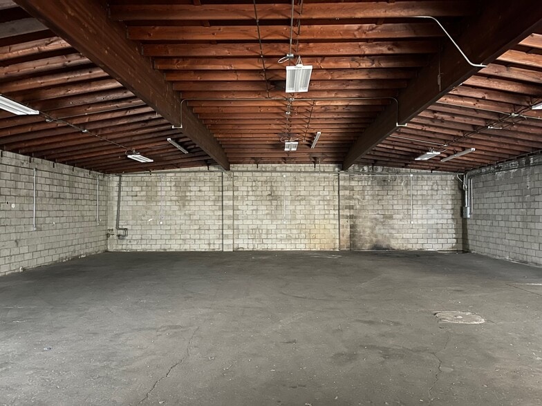 1334-1338 S Flower St, Los Angeles, CA à vendre - Photo du bâtiment - Image 3 de 11