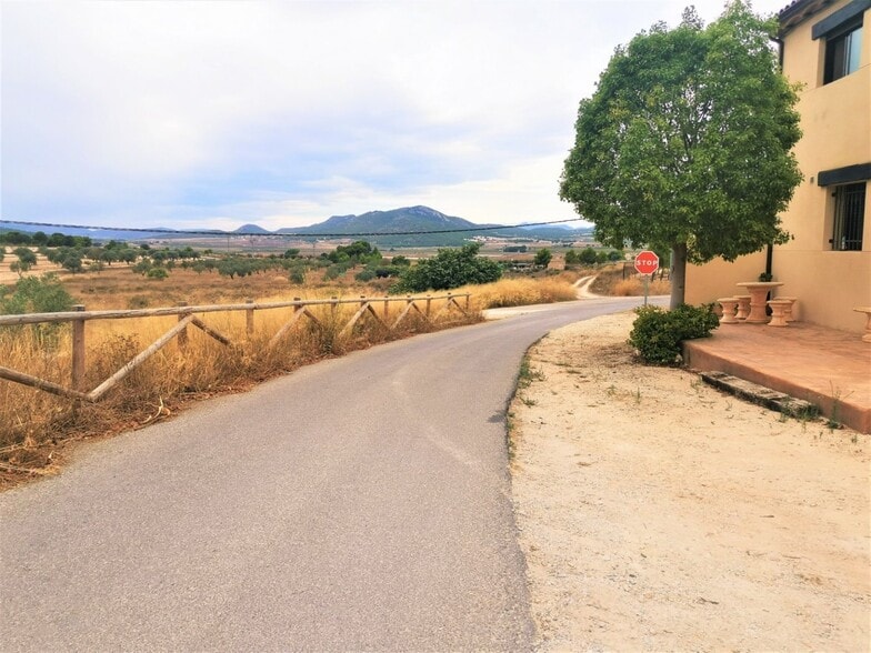 Land in Salinas, Alicante for sale - Primary Photo - Image 1 of 5