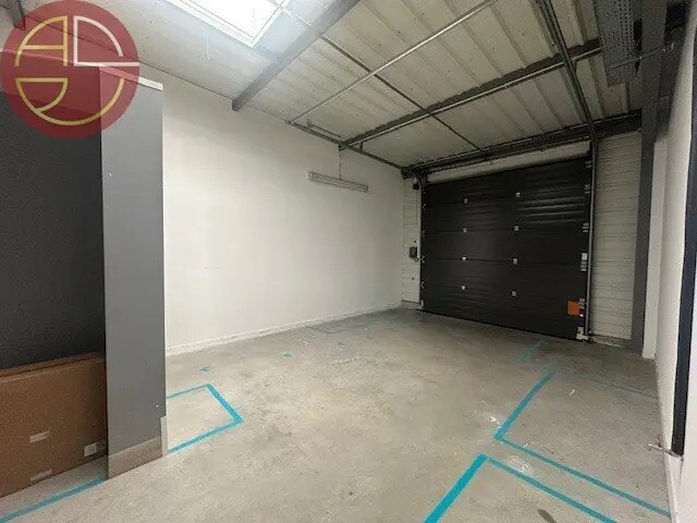 Industrial in Montrabé for lease - Interior Photo - Image 1 of 7