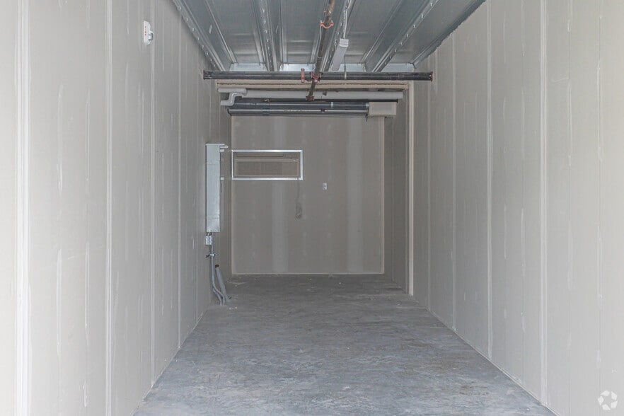 10245 82nd Ave NW, Edmonton, AB for lease - Interior Photo - Image 2 of 8