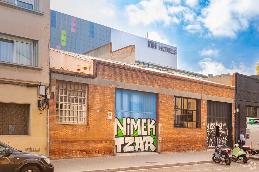 Industriel dans Barcelone, Barcelona à louer - Photo du bâtiment - Image 2 de 10