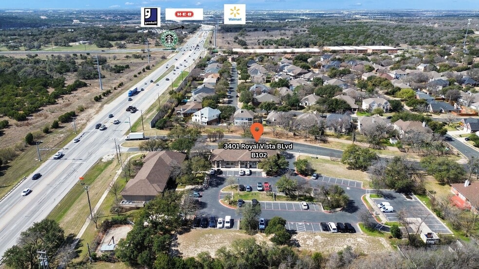 3401 Royal Vista Blvd, Round Rock, TX à louer - Photo du bâtiment - Image 3 de 15