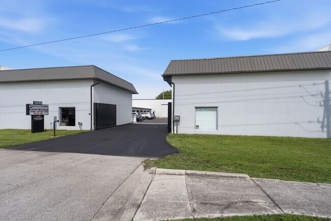 Plus de détails pour 12445 Collier Blvd, Naples, FL - Industriel à vendre