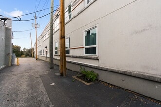 910 Gilpin Ave, Wilmington, DE for sale Interior Photo- Image 2 of 24