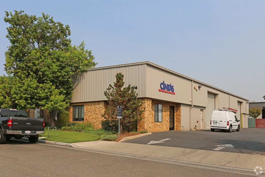 3604 W Gettysburg Ave, Fresno, CA for lease - Building Photo - Image 2 of 4