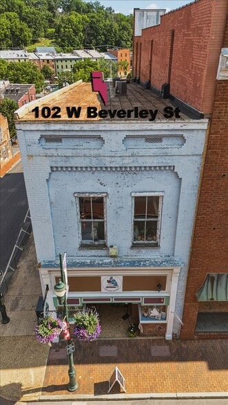102 W Beverley St, Staunton, VA for sale - Building Photo - Image 2 of 26
