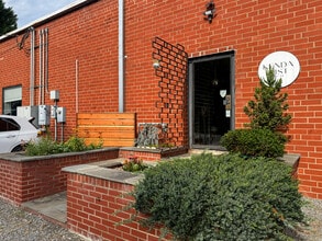 901 N West St, Raleigh, NC for lease Interior Photo- Image 2 of 17