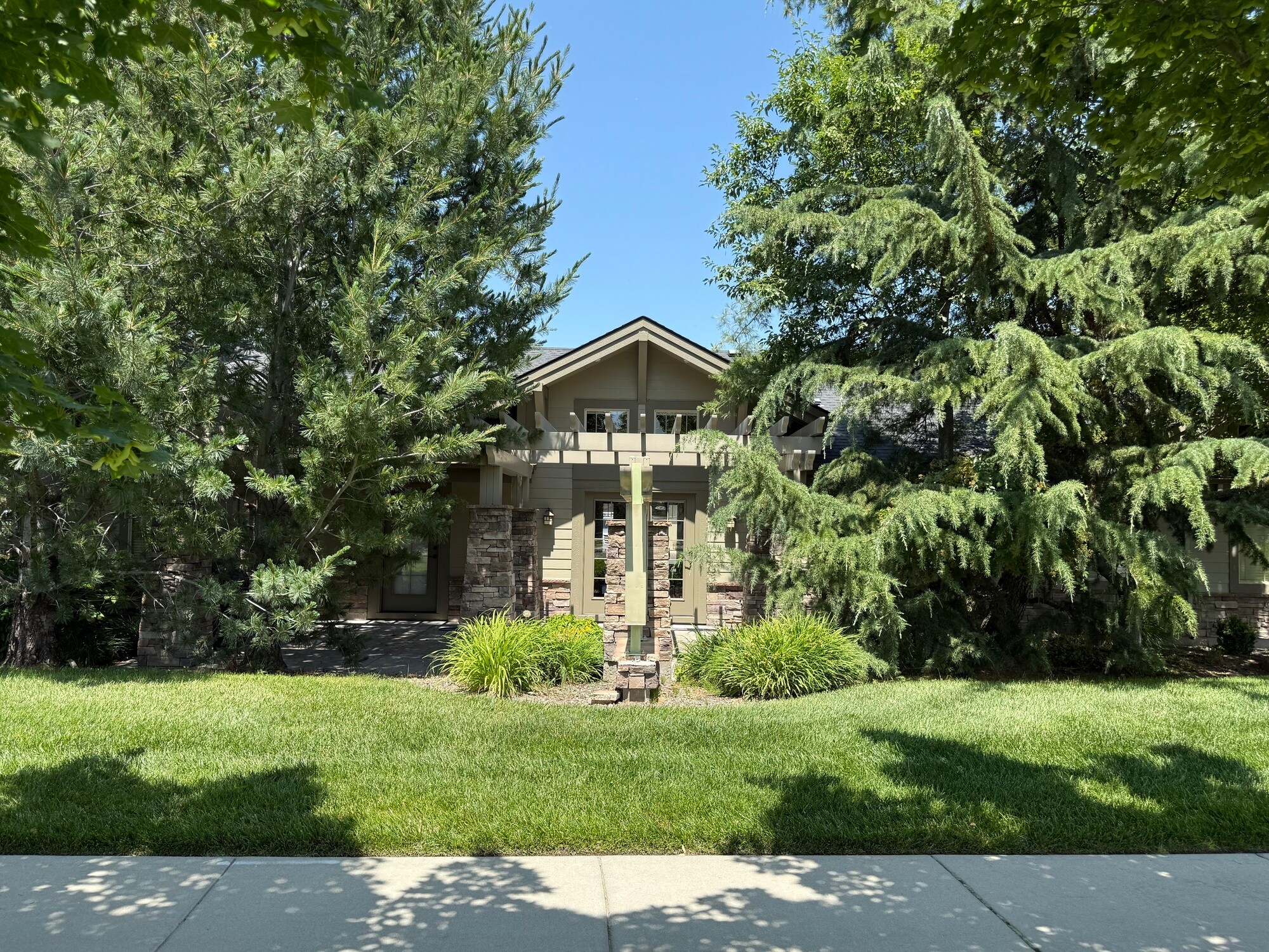 903 E Winding Creek Dr, Eagle, ID à louer Photo du bâtiment- Image 1 de 21