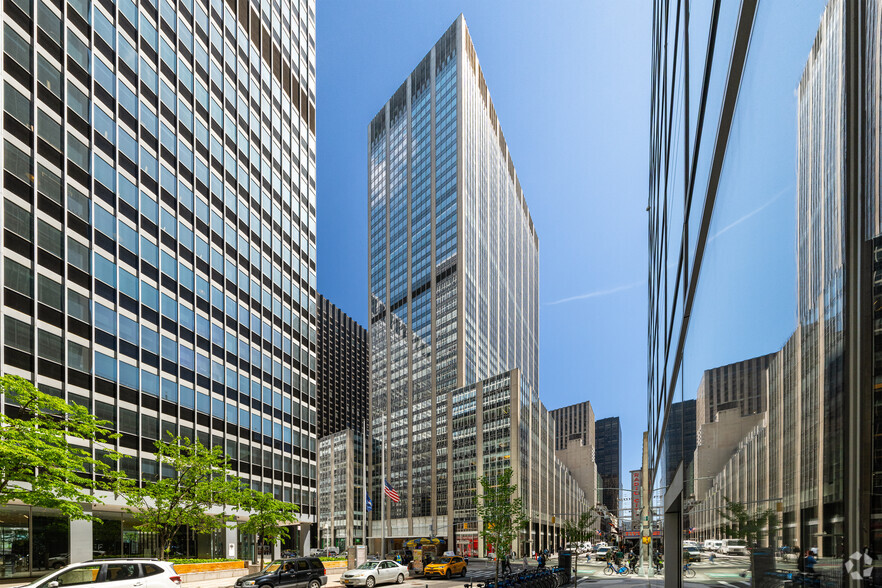 1290 Avenue of the Americas, New York, NY for lease - Building Photo - Image 1 of 6