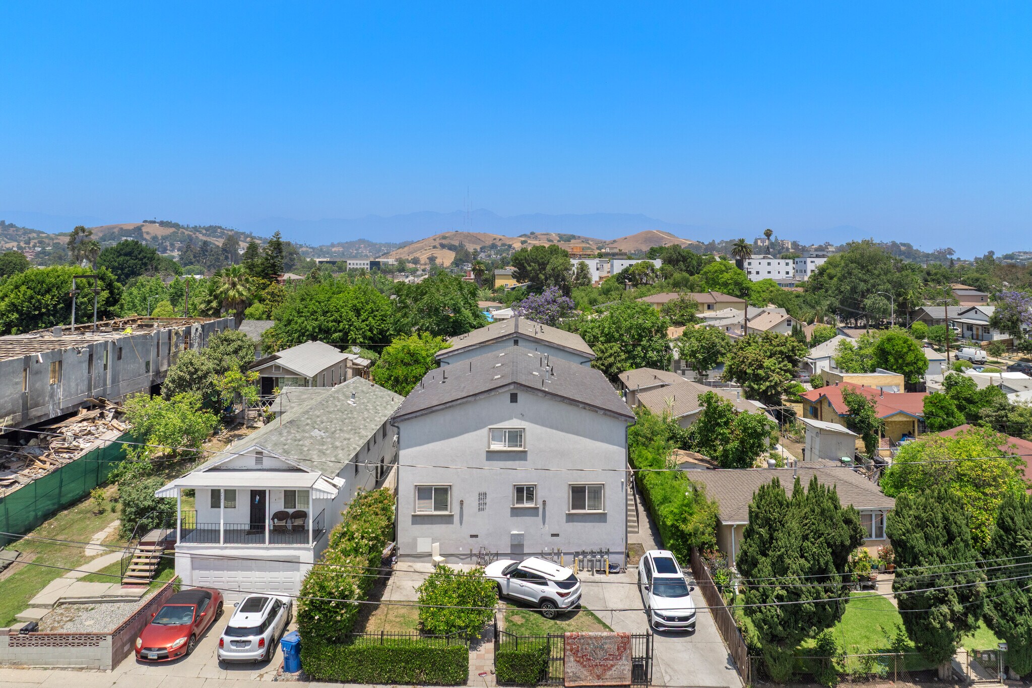 2435 Lancaster Ave, Los Angeles, CA à vendre Photo du bâtiment- Image 1 de 21