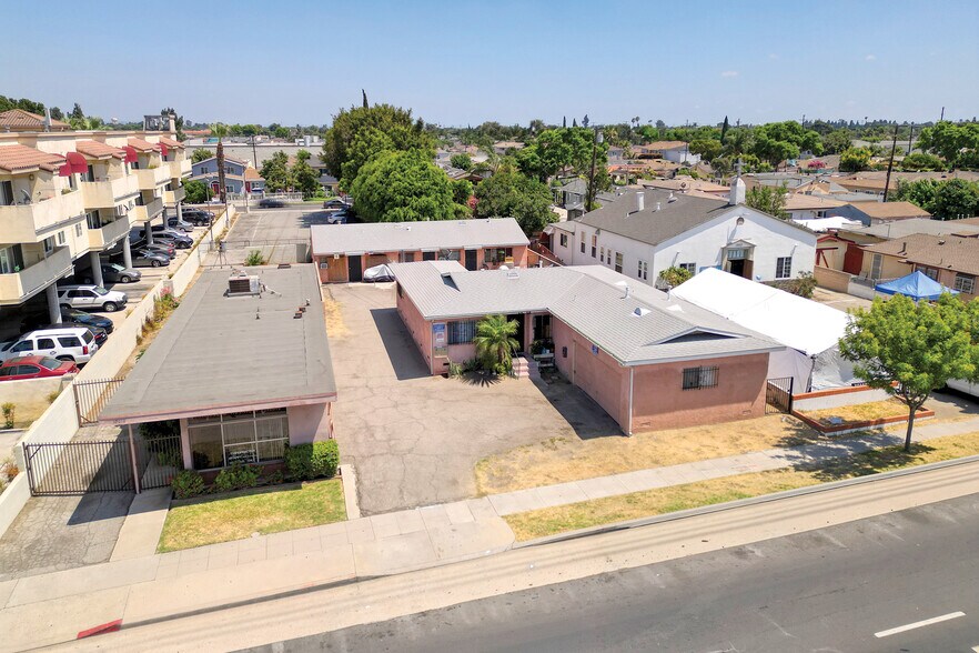 10016 California Ave, South Gate, CA à vendre - Photo principale - Image 1 de 9