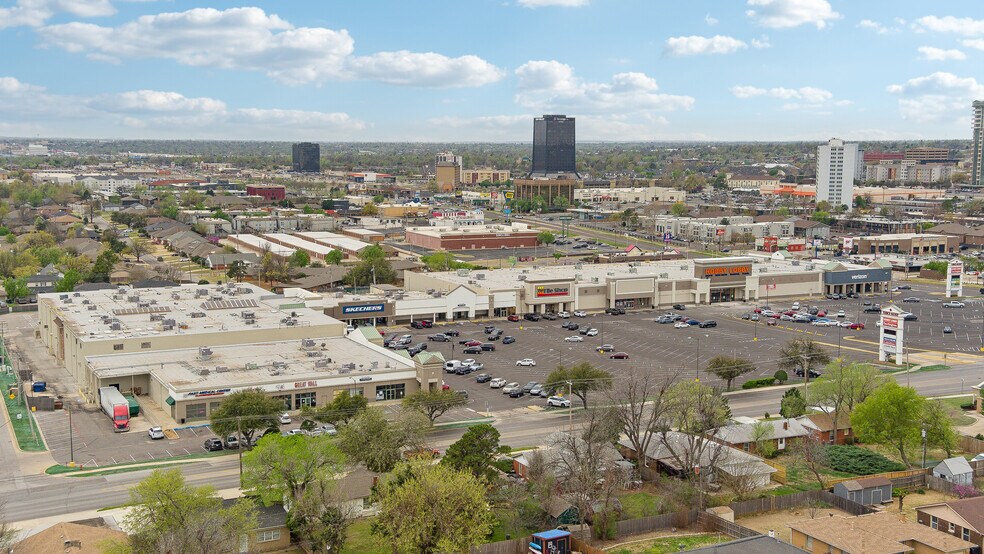 2800-2850 NW 63rd St, Oklahoma City, OK à louer - Photo du bâtiment - Image 1 de 7
