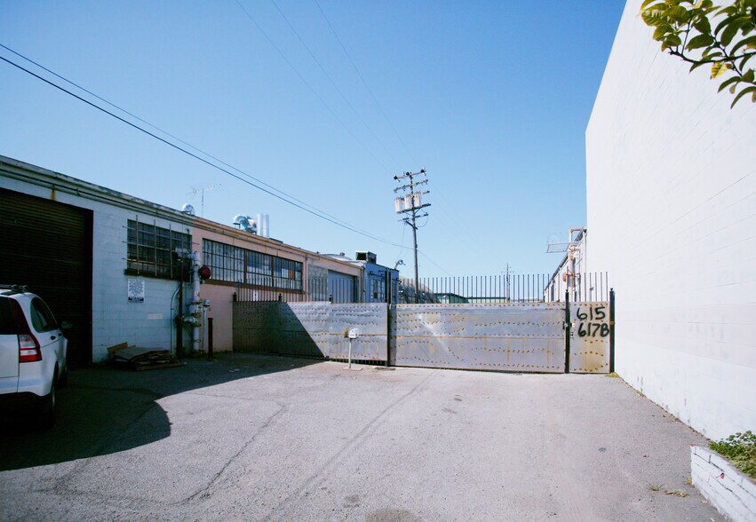 611-619 85th Ave, Oakland, CA for sale - Building Photo - Image 3 of 8