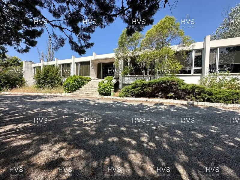 Flex in Aix-en-Provence for lease Building Photo- Image 1 of 15