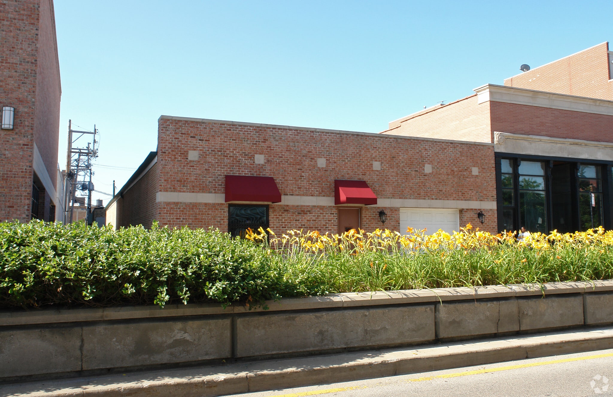 1215 W Madison St, Chicago, IL for lease Primary Photo- Image 1 of 4