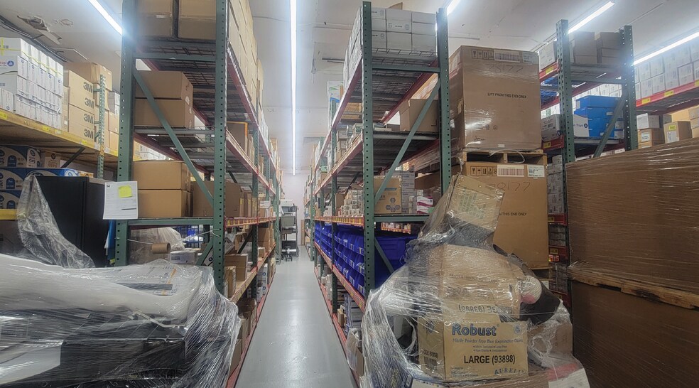 770 Rockaway Pky, Brooklyn, NY à vendre - Photo du bâtiment - Image 3 de 5