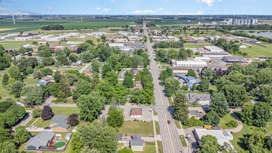 725 E Center St, Ithaca, MI - AÉRIEN  Vue de la carte - Image1