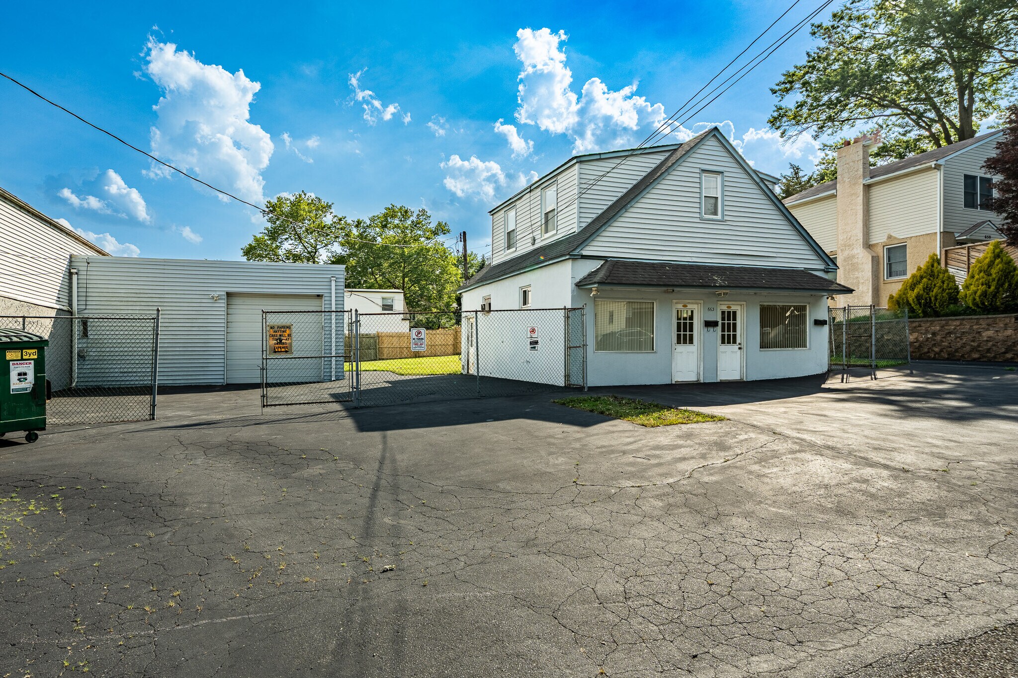 663 Clearview Ave, Trevose, PA à vendre Photo principale- Image 1 de 1