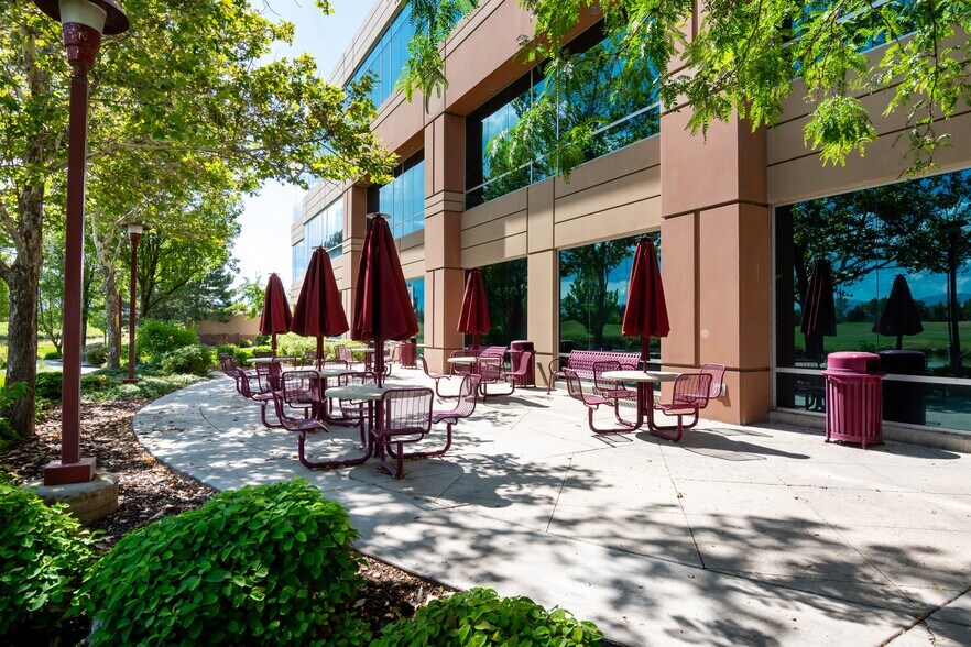 2525 Lake Park Blvd, Salt Lake City, UT à louer - Photo du bâtiment - Image 2 de 16