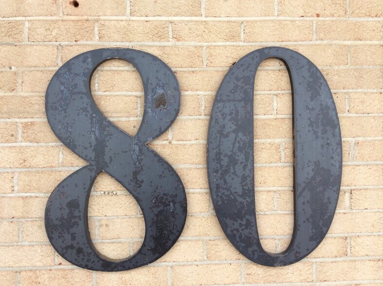 80 Pickett District Rd, New Milford, CT à louer - Photo du bâtiment - Image 2 de 24