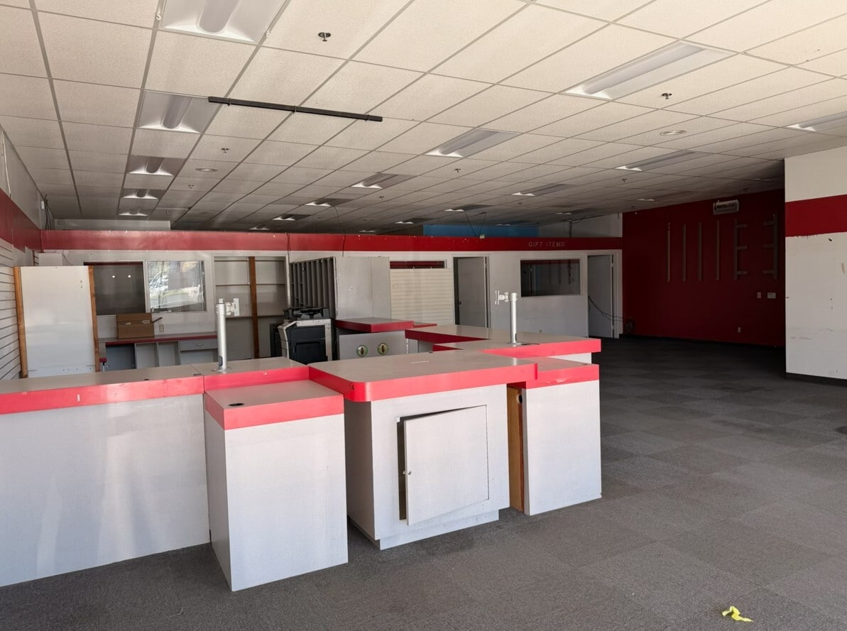 785 Tucker Rd, Tehachapi, CA à vendre Photo intérieure- Image 1 de 3