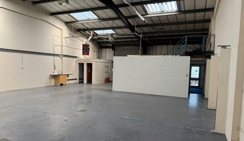 Tatton Ct, Warrington, CHS WA1 4RR - Unité 14 -  - Photo intérieure - Image 1 of 2