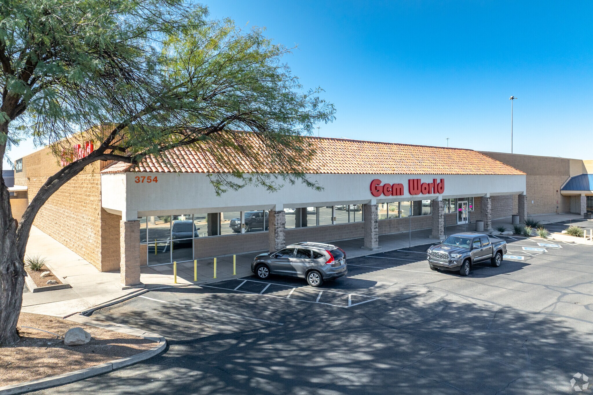 3754 S 16th Ave, Tucson, AZ for sale Primary Photo- Image 1 of 5