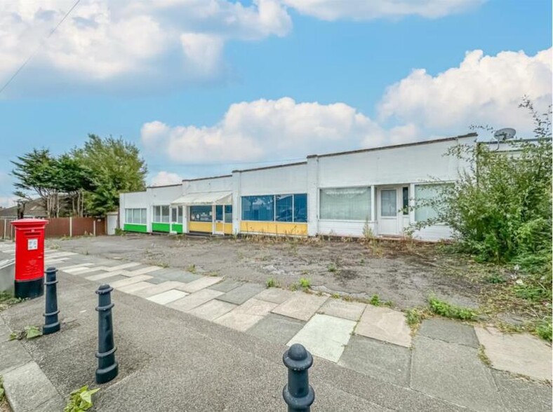 1-5 Woodside, Leigh On Sea for sale - Building Photo - Image 2 of 5