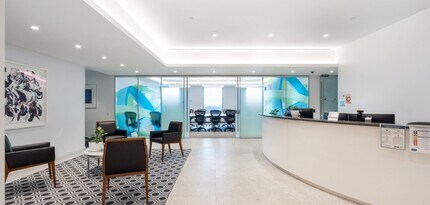 1 New York Plz, New York, NY à louer Photo intérieure- Image 1 de 11