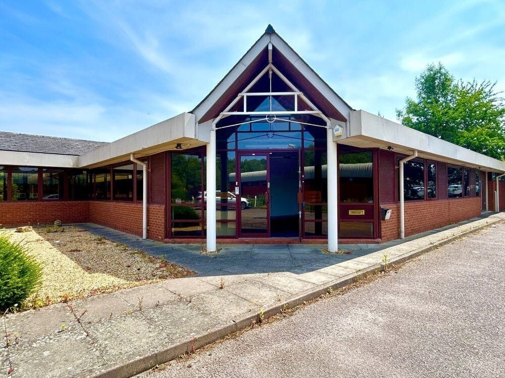 Beaumont Close, Banbury à louer Photo du bâtiment- Image 1 de 27