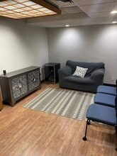 1033 W College Ave, Appleton, WI for lease Building Photo- Image 1 of 5