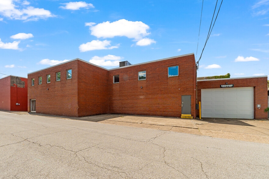 1537-1545 Hansford St, Charleston, WV à louer - Photo du bâtiment - Image 2 de 84