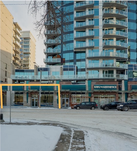 11949 Jasper Av NW, Edmonton, AB à vendre - Photo principale - Image 1 de 10