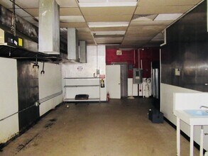 1615 E Shotwell St, Bainbridge, GA for lease Interior Photo- Image 2 of 5