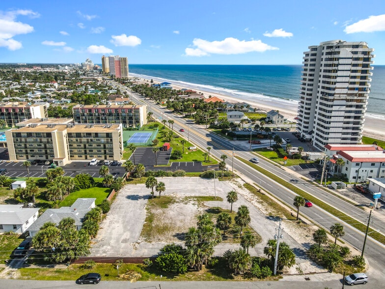 1401 N Atlantic Ave, Daytona Beach, FL for sale - Aerial - Image 1 of 4