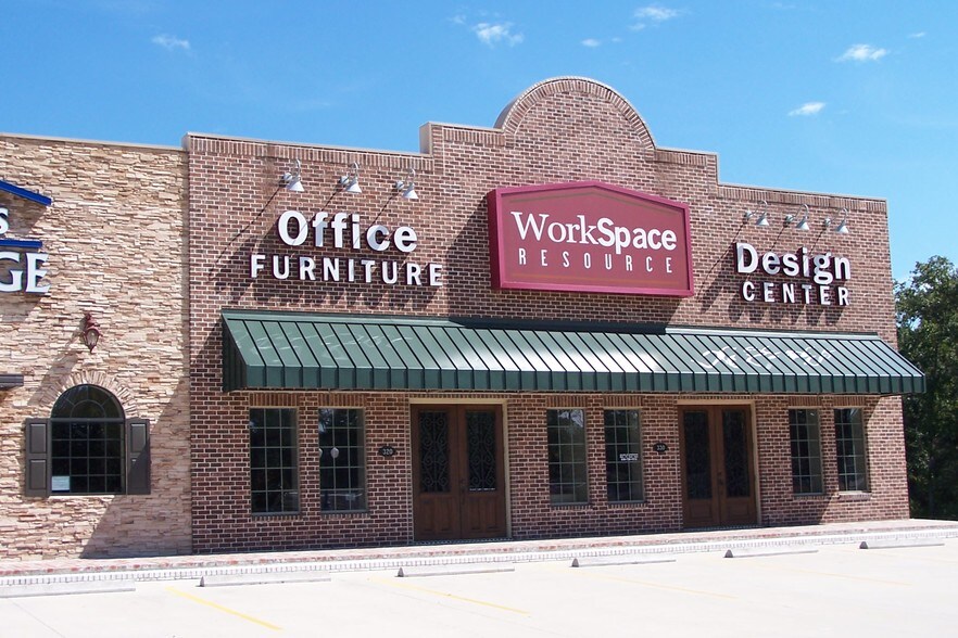 11133 I-45, Conroe, TX à louer - Photo du bâtiment - Image 3 de 14