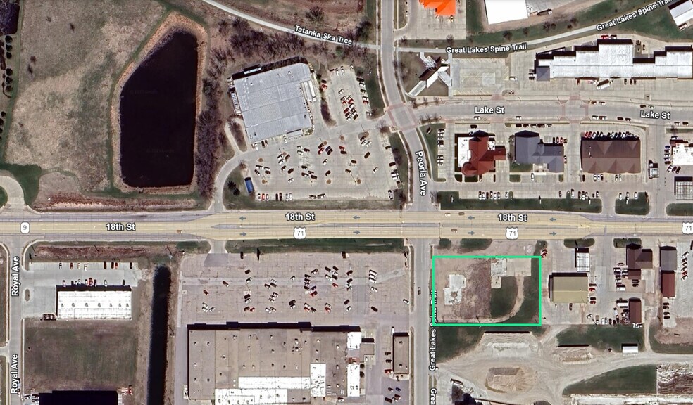 1405 18th St, Spirit Lake, IA à vendre - Photo principale - Image 1 de 2