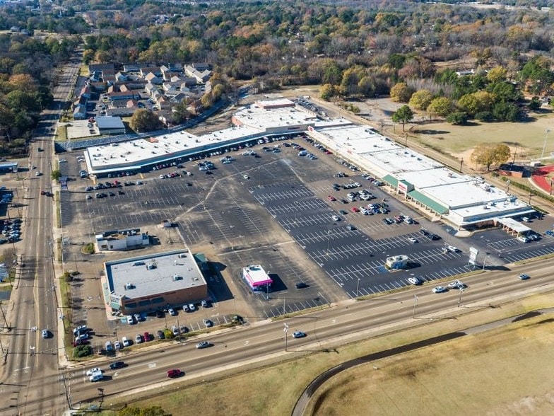 809-915 Ellis Ave, Jackson, MS for lease - Aerial - Image 2 of 14