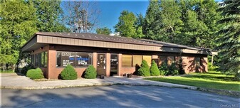 Office Building on BUSY Corner - Parking Garage