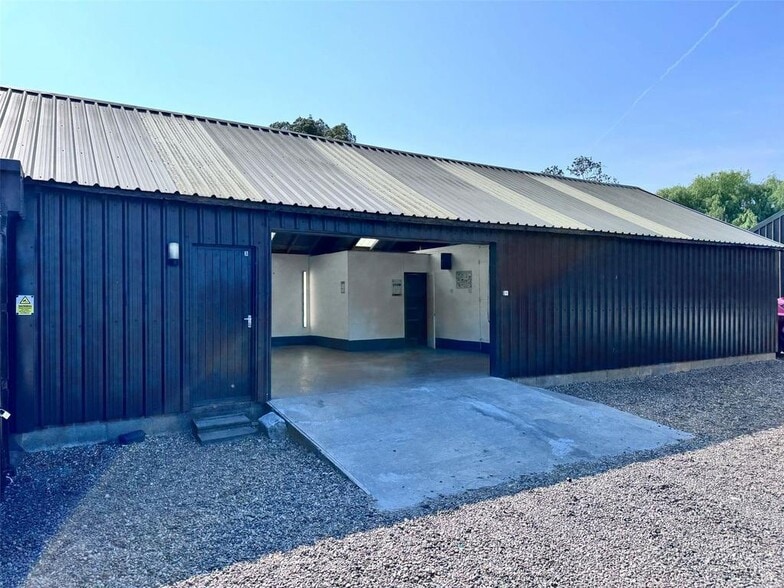 Lower Rd, Hockley for lease - Primary Photo - Image 1 of 14