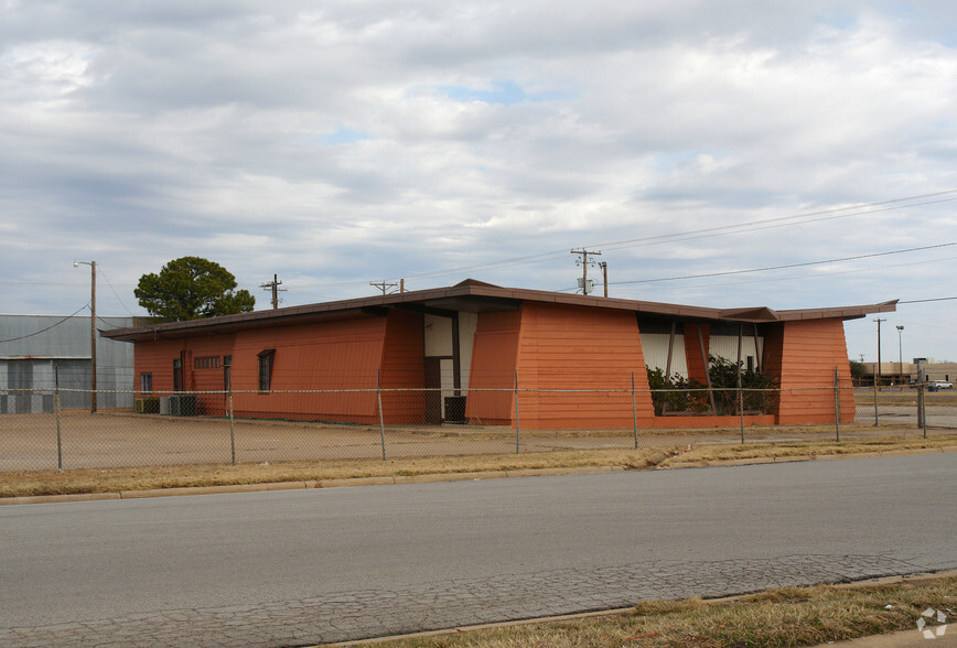 4400 Old Jacksboro Hwy, Wichita Falls, TX for sale - Building Photo - Image 2 of 2