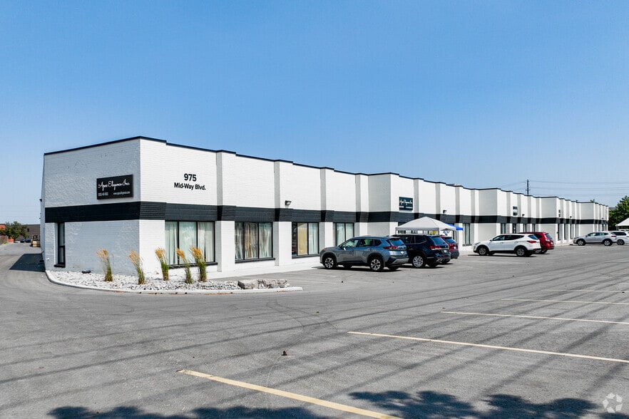 975 Mid-Way Blvd, Mississauga, ON for lease - Primary Photo - Image 1 of 2