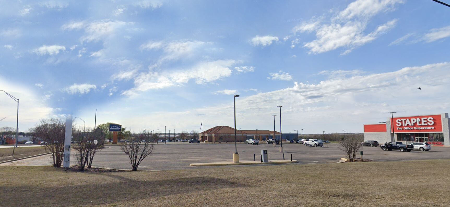 1630 Lonnie Abbott Blvd, Ada, OK à louer Photo principale- Image 1 de 5