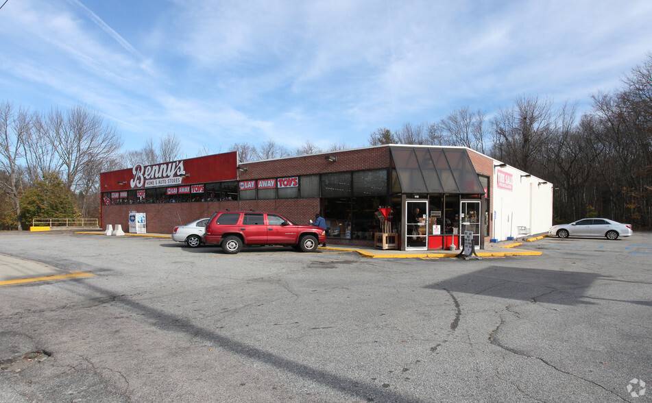 774 N Main St, Danielson, CT à vendre - Photo principale - Image 1 de 1