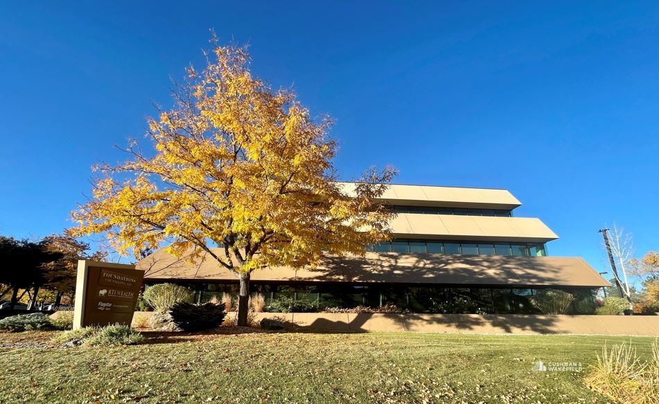 400 E Horsetooth Rd, Fort Collins, CO à louer - Photo du bâtiment - Image 2 de 2